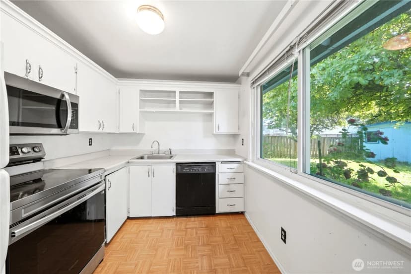 Property photo for 10525 Se 237th Street, Kent photo 10