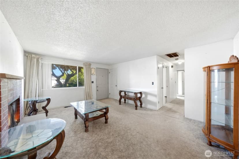 Property photo for 10525 Se 237th Street, Kent photo 4