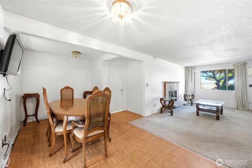 Property photo for 10525 Se 237th Street, Kent photo 8