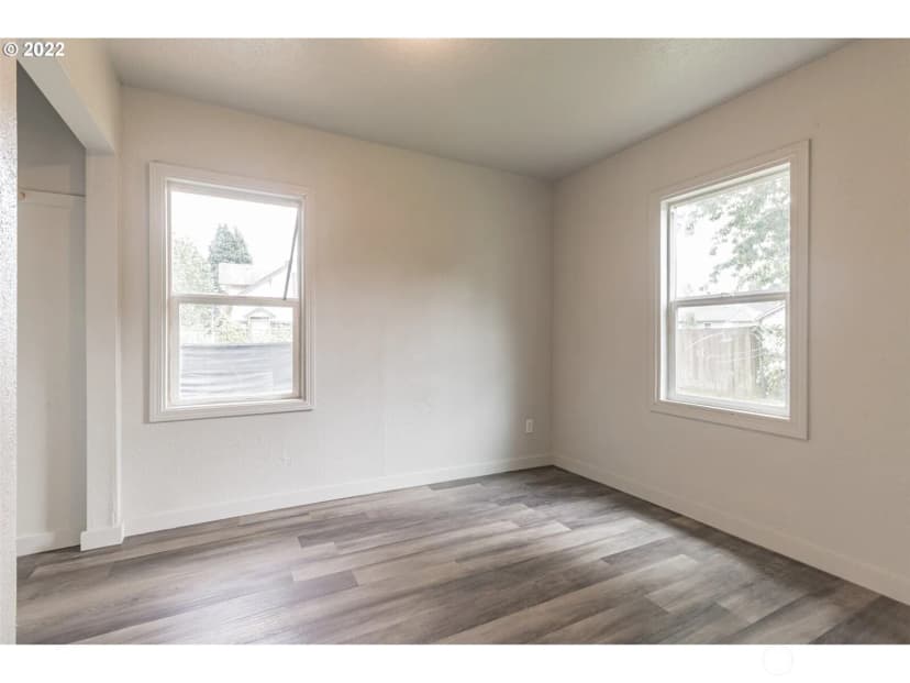 Property photo for 820 N 1st Avenue, Kelso photo 17