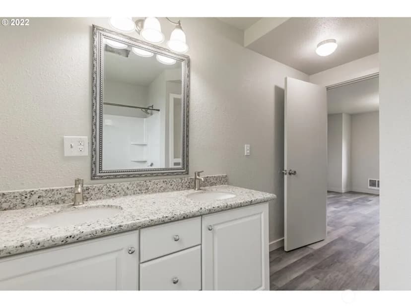Property photo for 820 N 1st Avenue, Kelso photo 16