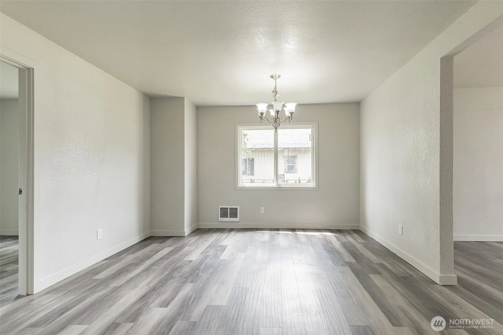 Property photo for 820 N 1st Avenue, Kelso photo 9