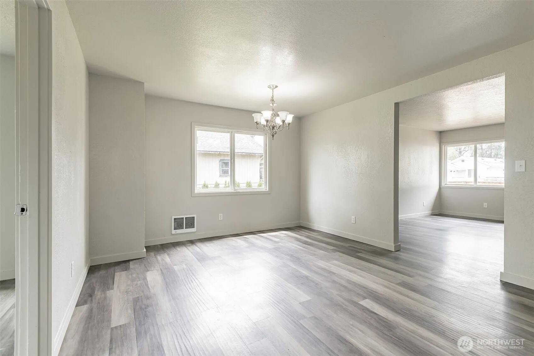Property photo for 820 N 1st Avenue, Kelso photo 11