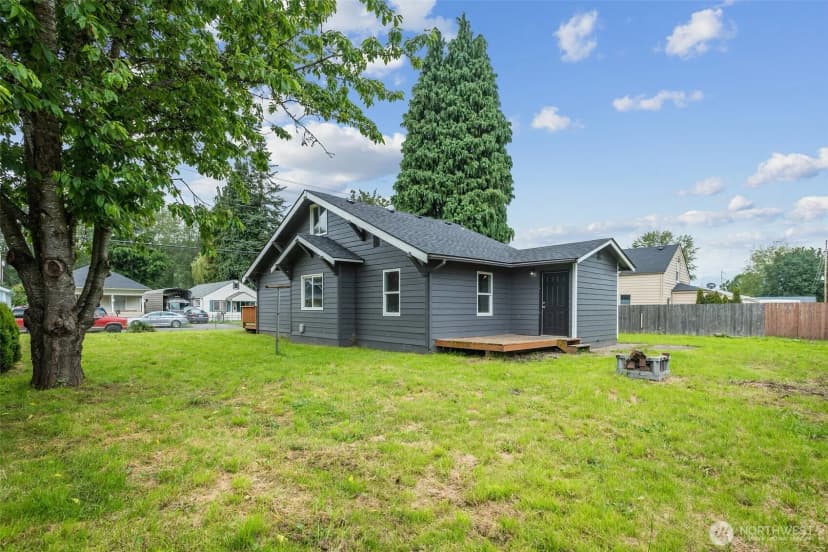 Property photo for 820 N 1st Avenue, Kelso photo 28