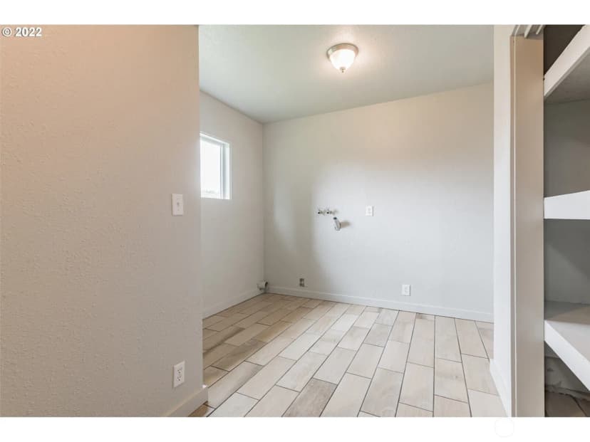 Property photo for 820 N 1st Avenue, Kelso photo 23
