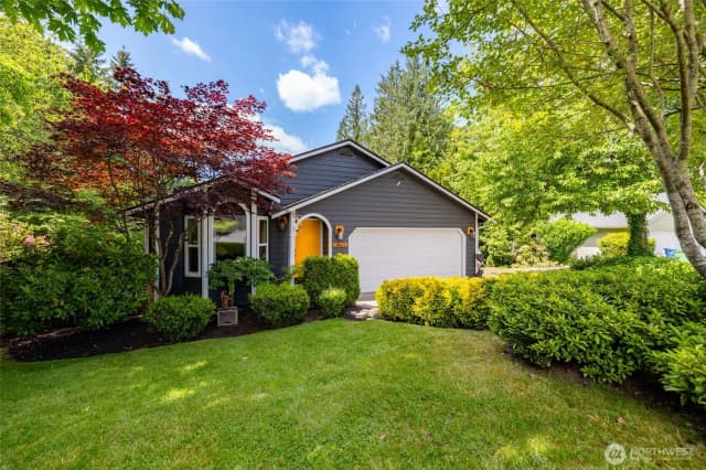 Property photo for 10622 25th Place Ne, Lake Stevens photo 2
