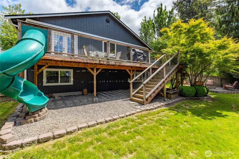 Property photo for 10622 25th Place Ne, Lake Stevens photo 4