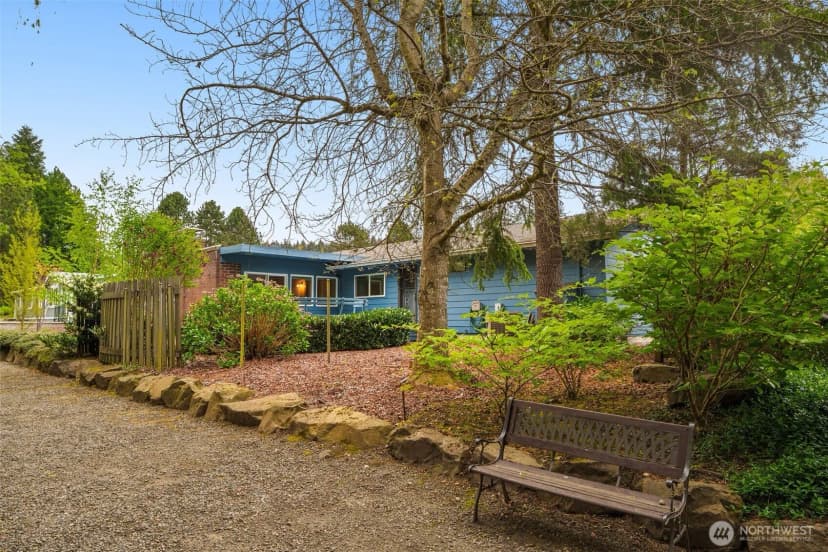 Property photo for 921 241st Place Sw, Bothell photo 29