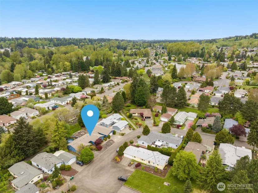 Property photo for 921 241st Place Sw, Bothell photo 35