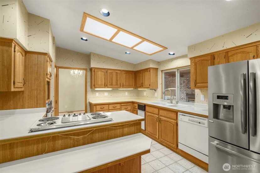 Property photo for 921 241st Place Sw, Bothell photo 11