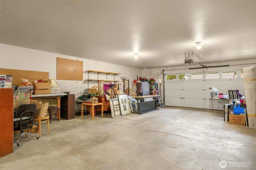 Property photo for 921 241st Place Sw, Bothell photo 24
