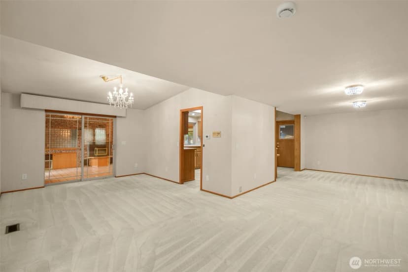 Property photo for 921 241st Place Sw, Bothell photo 10
