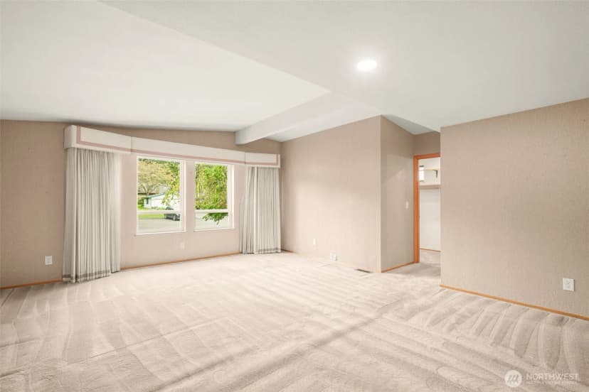 Property photo for 921 241st Place Sw, Bothell photo 14