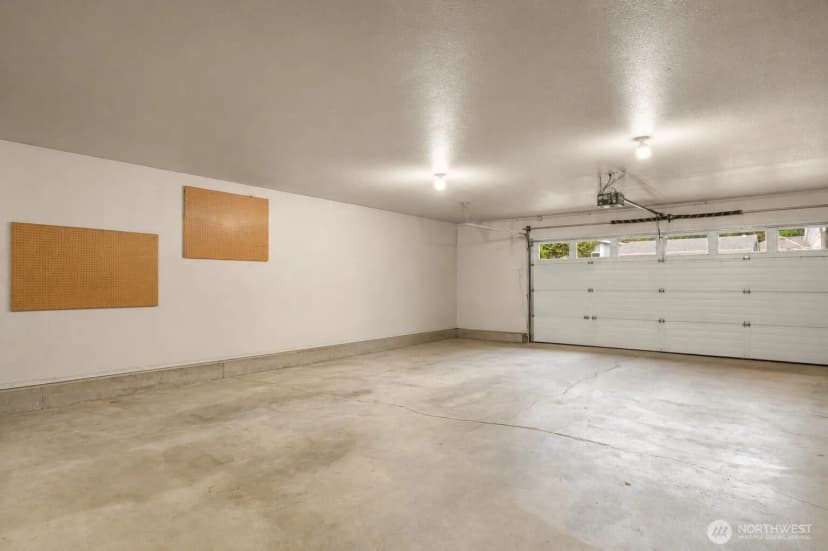 Property photo for 921 241st Place Sw, Bothell photo 23