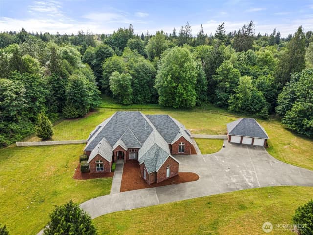 Property photo for 7841 Canterwood Drive Se, Olympia photo 2