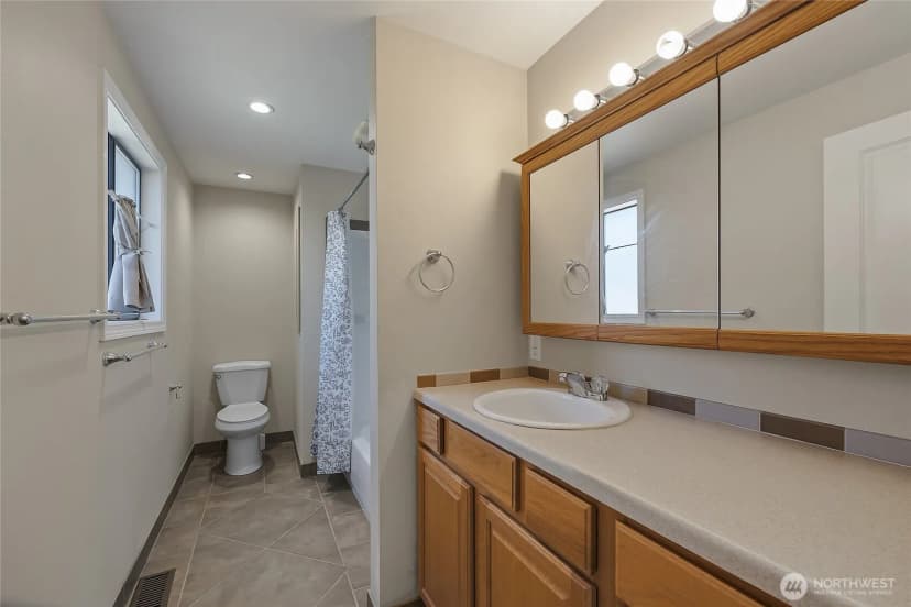 Property photo for 12755 Se 191st Place, Renton photo 18