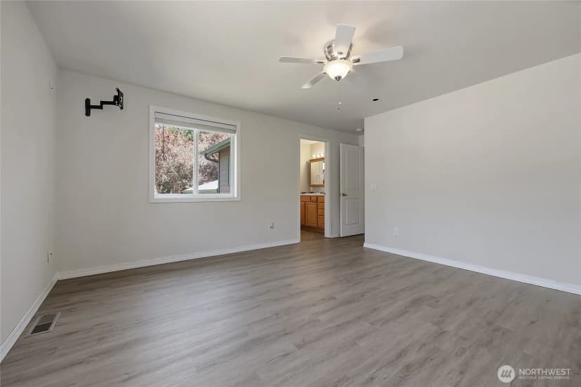 Property photo for 12755 Se 191st Place, Renton photo 17