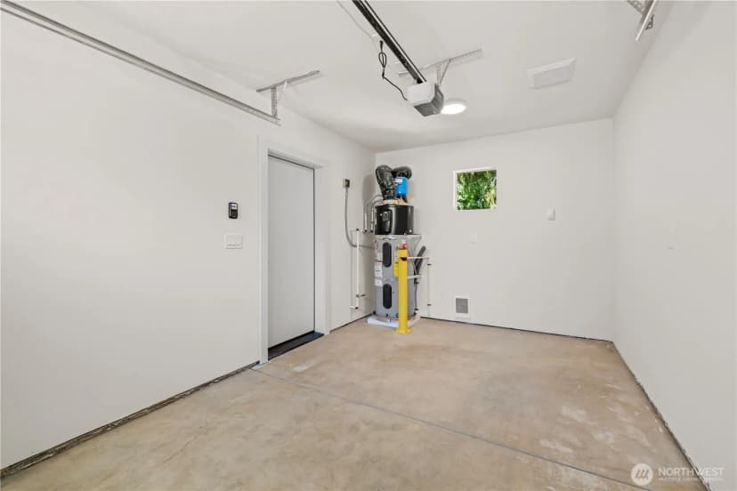 Property photo for 3024 Ne 95th Street, Seattle photo 22