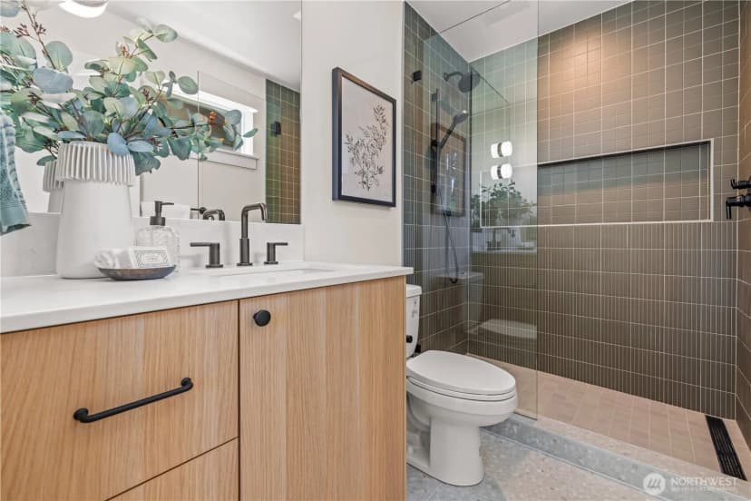 Property photo for 3024 Ne 95th Street, Seattle photo 20