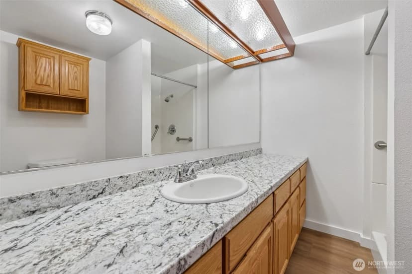Property photo for 31430 W Lake Morton Drive Se, Kent photo 19