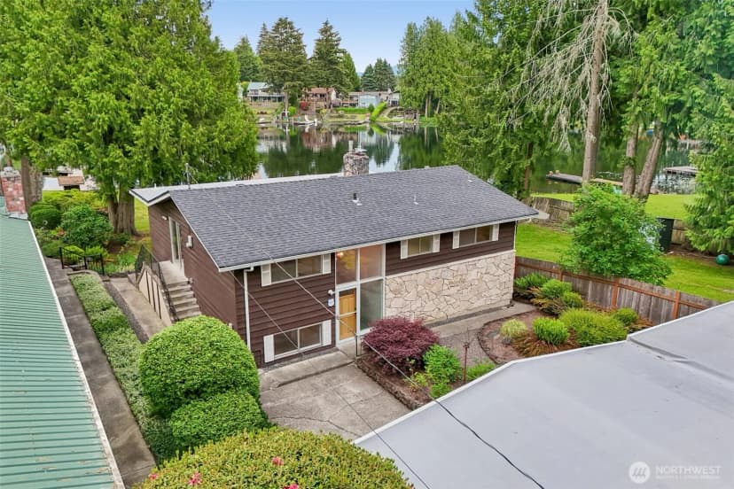 Property photo for 31430 W Lake Morton Drive Se, Kent photo 6