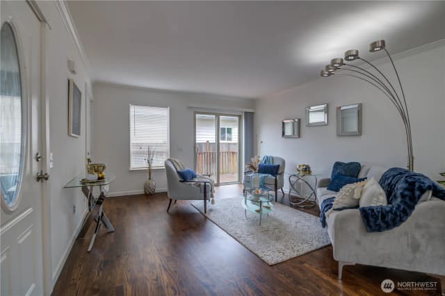 Property photo for 8630 44th Avenue S, Seattle photo 3