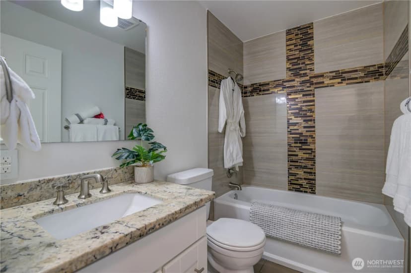 Property photo for 8630 44th Avenue S, Seattle photo 10