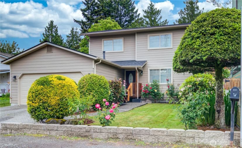 Property photo for 8630 44th Avenue S, Seattle