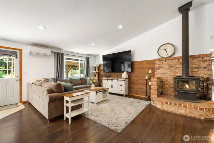 Property photo for 9193 Se Willock Road, Olalla photo 6