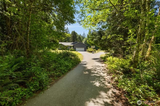Property photo for 9193 Se Willock Road, Olalla photo 2