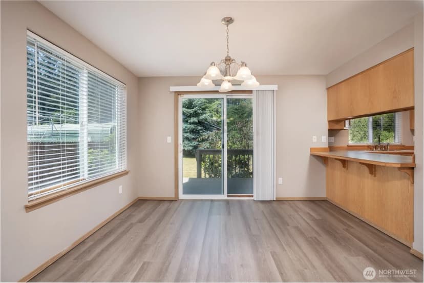 Property photo for 5221 64th Street W, University Place photo 9