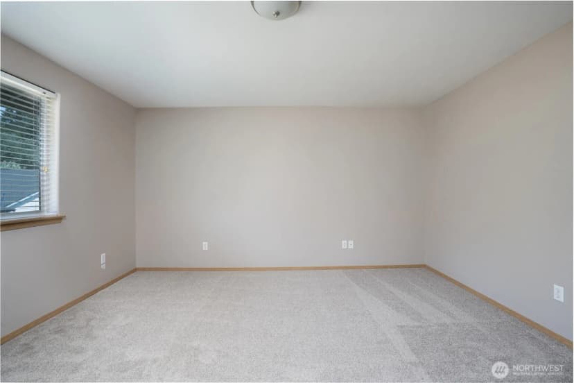 Property photo for 5221 64th Street W, University Place photo 17