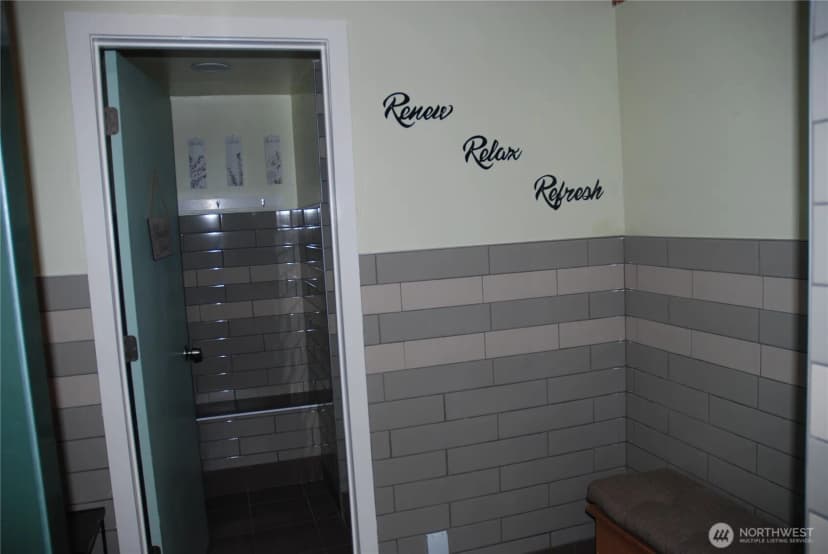 Property photo for 13901 S Clear Lake Road #306, Cheney photo 13