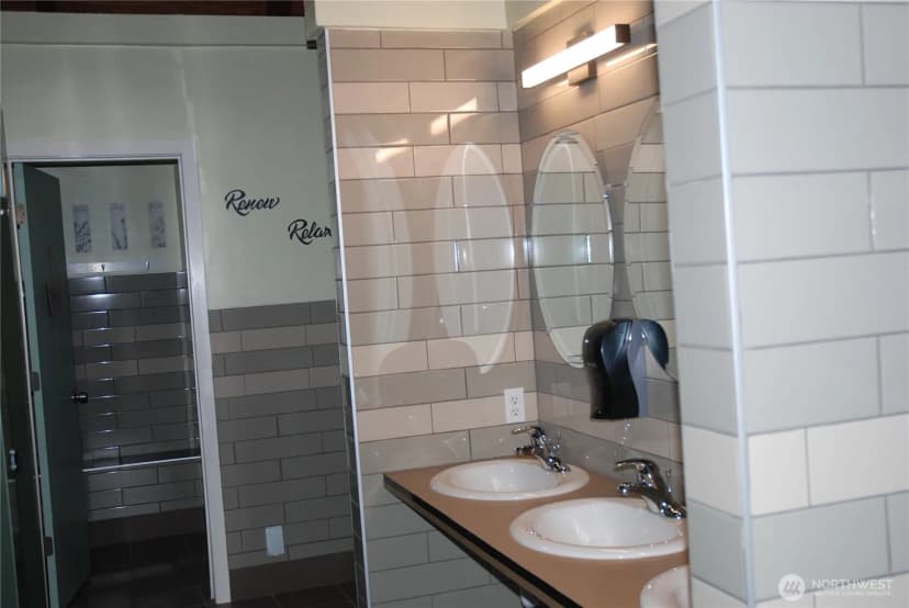 Property photo for 13901 S Clear Lake Road #306, Cheney photo 12