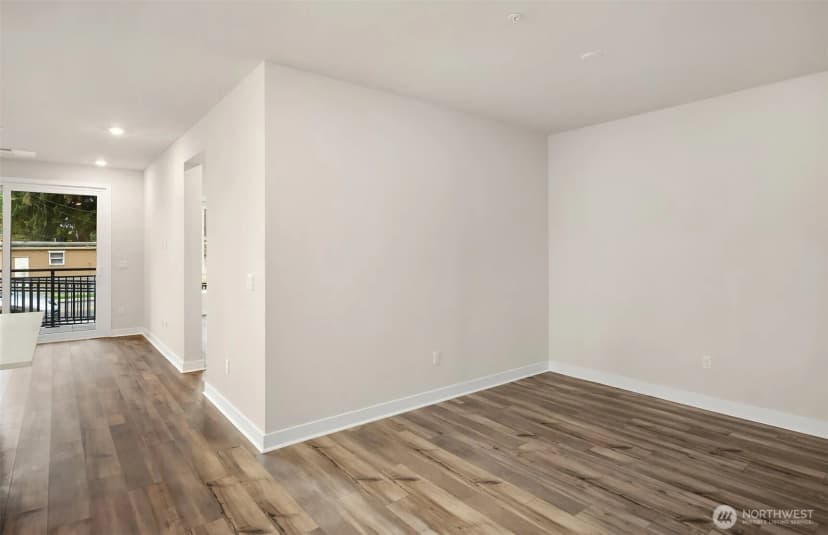 Property photo for 6949 Ne 184th Lane #103, Kenmore photo 7