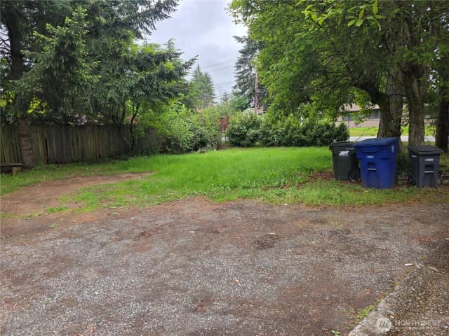 Property photo for 2500 S 208 Street, Sea Tac photo 2