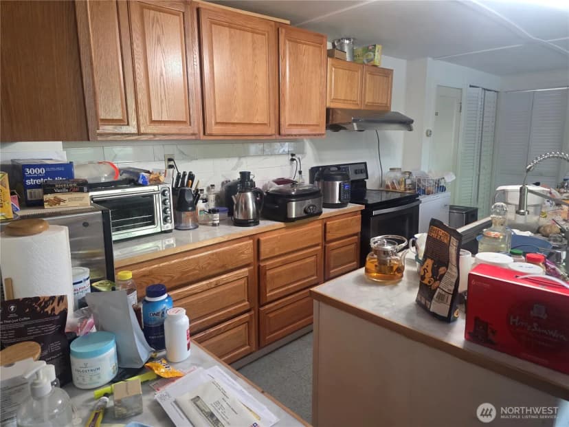 Property photo for 2500 S 208 Street, Sea Tac photo 8