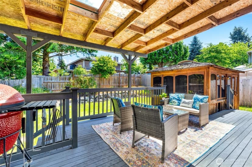 Property photo for 6907 75th Drive Ne, Marysville photo 14