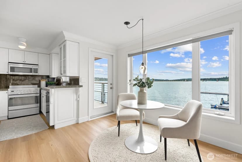 Property photo for 334 Lakeside Avenue S #207, Seattle photo 9