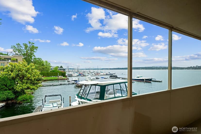 Property photo for 334 Lakeside Avenue S #207, Seattle photo 17