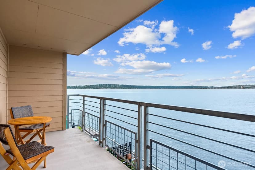 Property photo for 334 Lakeside Avenue S #207, Seattle