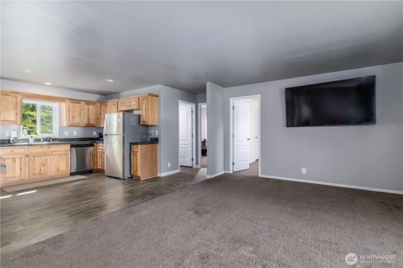 Property photo for 190 Midway Lane E, Shelton photo 10