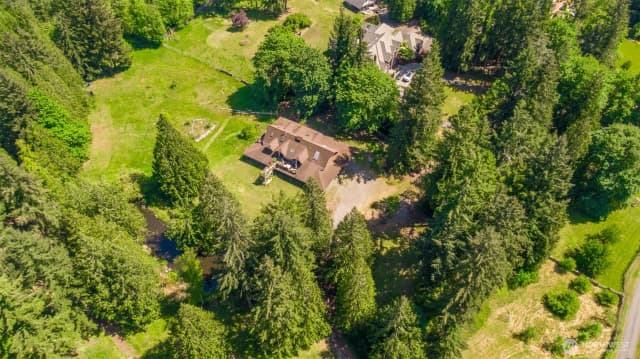 Property photo for 1106 254th Avenue Ne, Sammamish photo 5