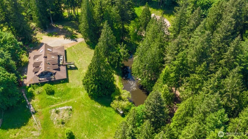 Property photo for 1106 254th Avenue Ne, Sammamish