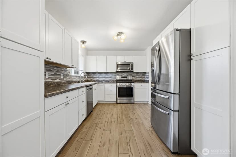 Property photo for 4108 80th Avenue W, University Place photo 10
