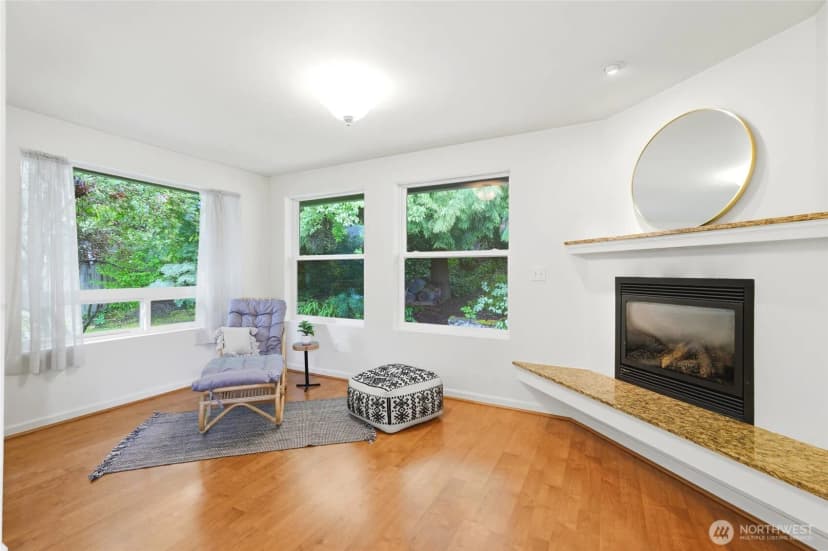 Property photo for 8421 6th Ave Sw, Seattle photo 13