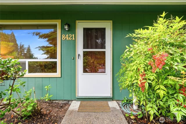 Property photo for 8421 6th Ave Sw, Seattle photo 3