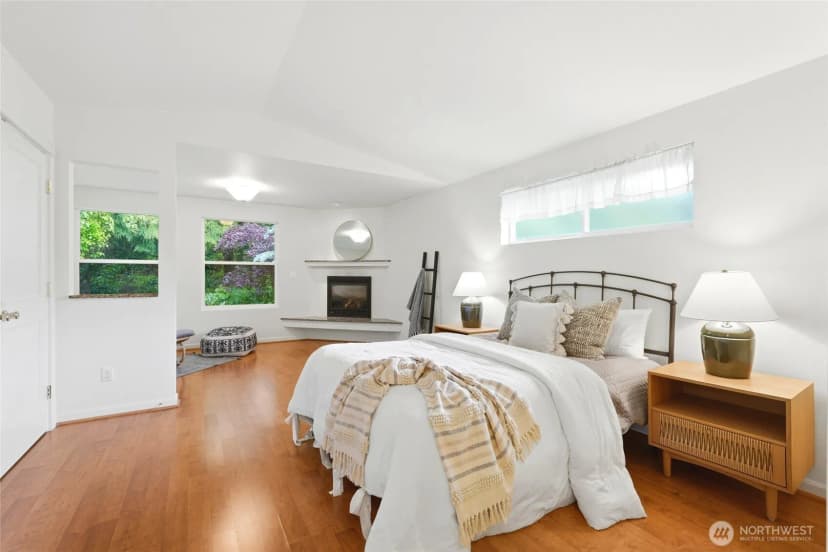 Property photo for 8421 6th Ave Sw, Seattle photo 11