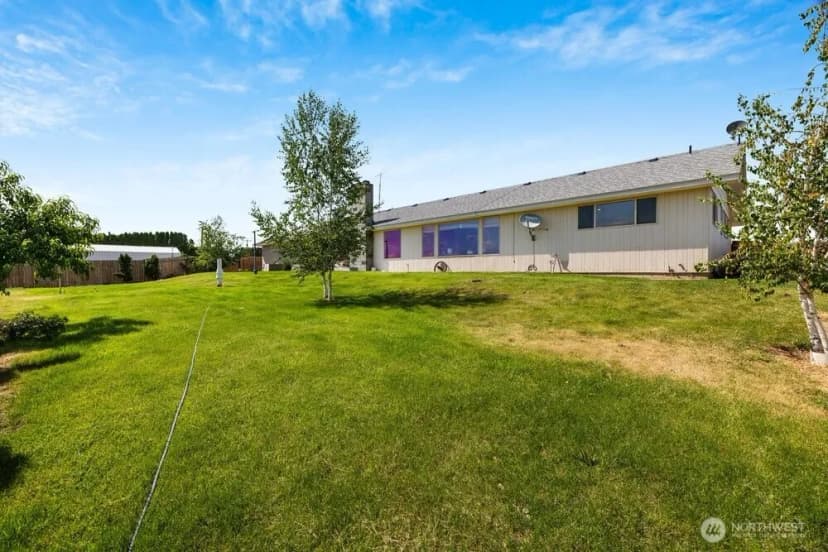 Property photo for 7802 Hicks Road, Grandview photo 24