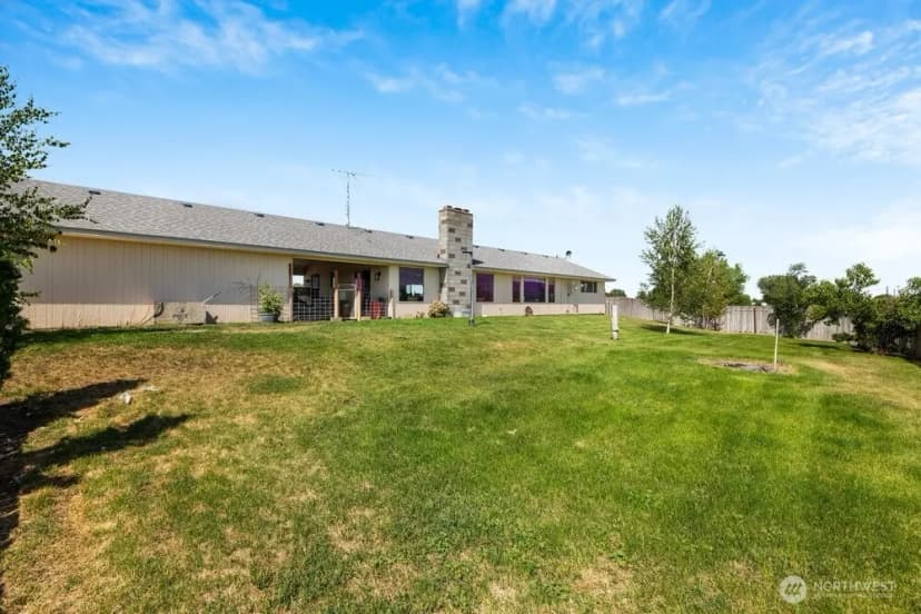 Property photo for 7802 Hicks Road, Grandview photo 23